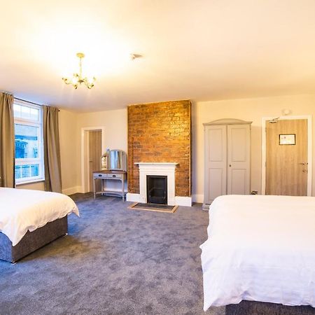 Churchill'S Hotel Wombwell Ngoại thất bức ảnh