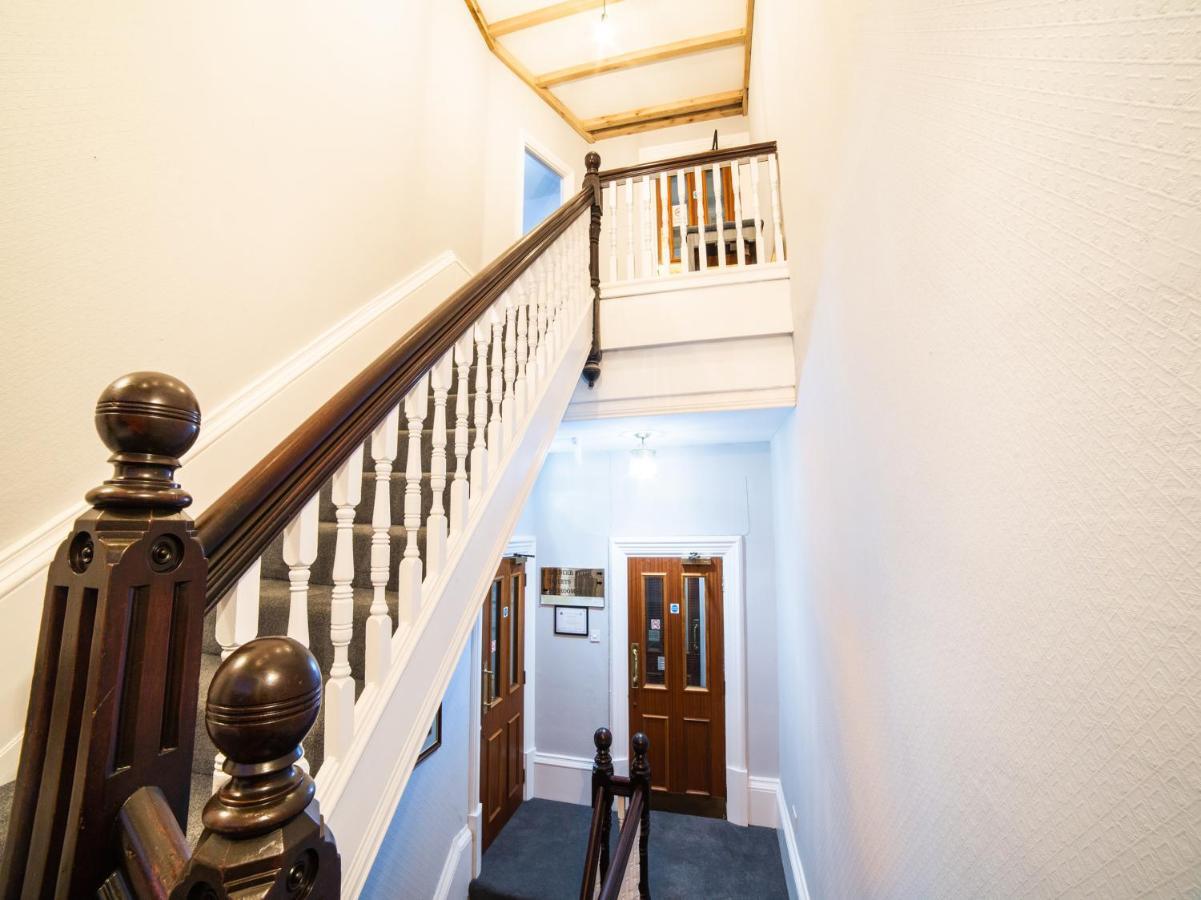 Churchill'S Hotel Wombwell Ngoại thất bức ảnh