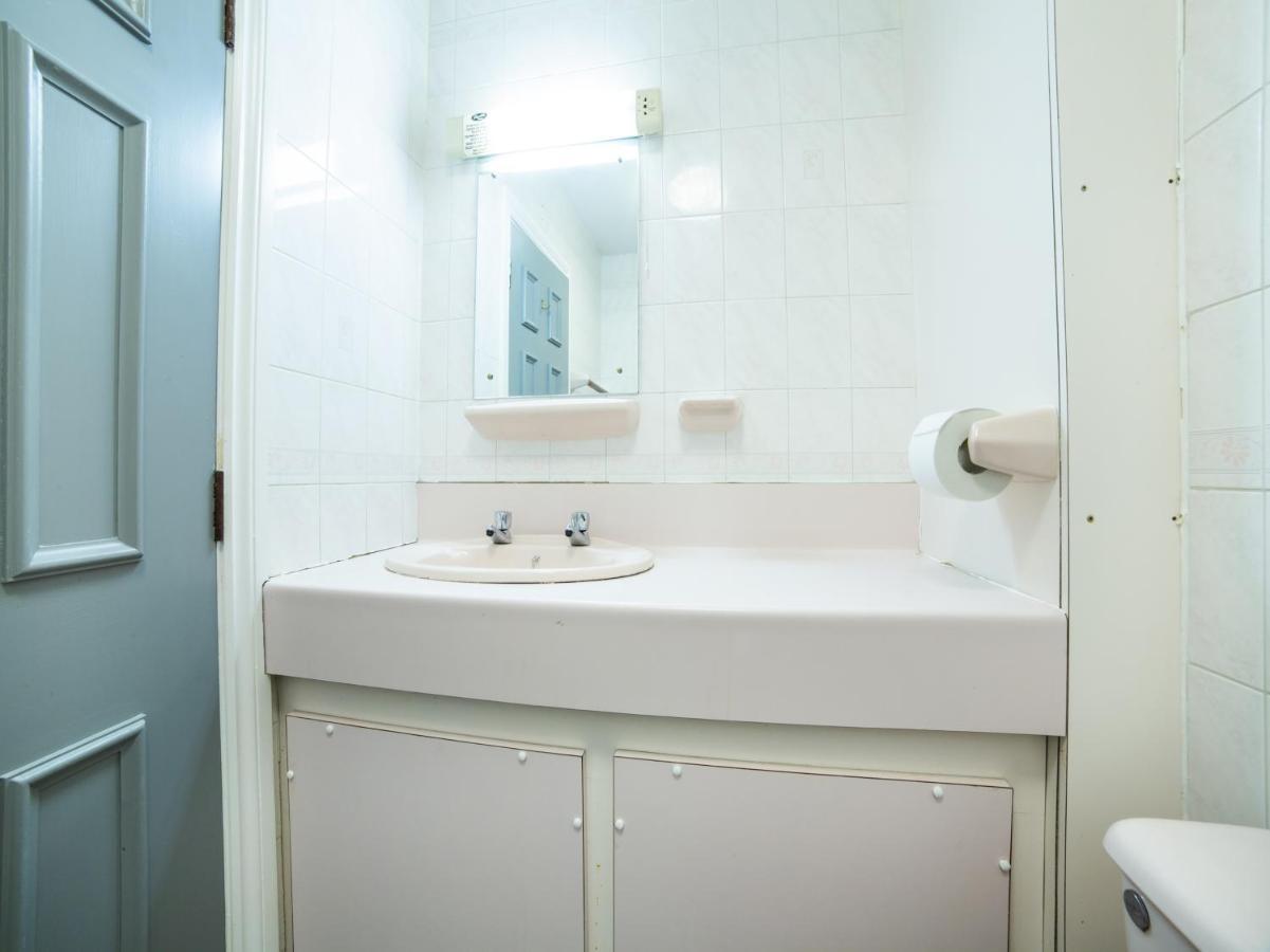Churchill'S Hotel Wombwell Ngoại thất bức ảnh